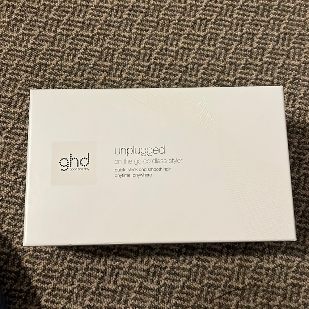 GHD hair straightener